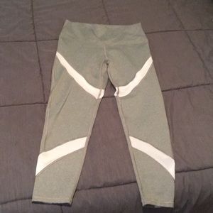 Aerie Chill Play Move Leggings